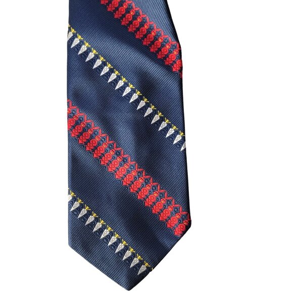 Vtg Gentry Mens Tie Blue Red Bunnies and Carrots 56 X 4 - Picture 1 of 8